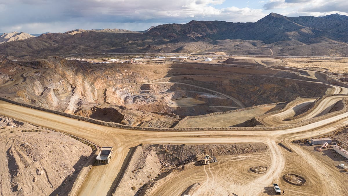 E21: In defence of neoliberalism, most people think life is likely to get better, mining for progress, and more: